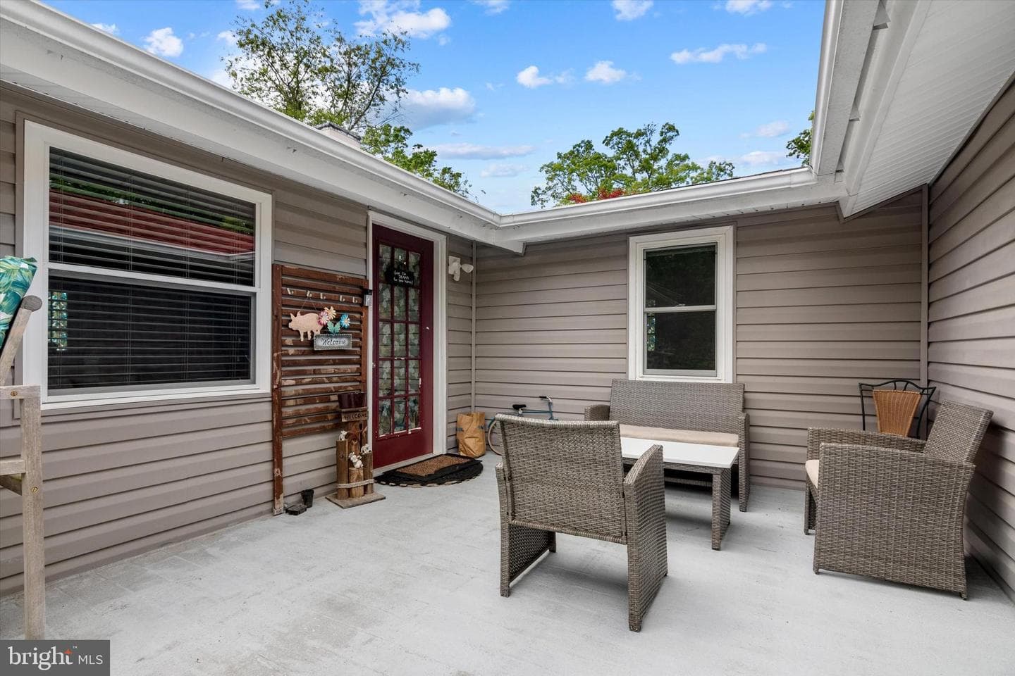 10412 Midway Lane photo 22