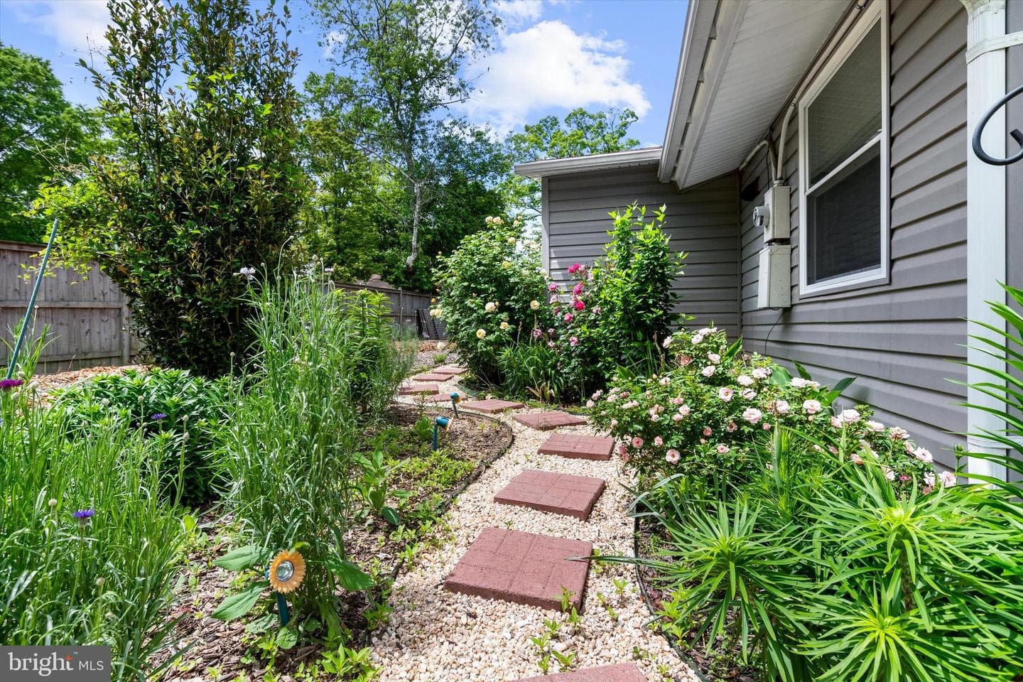 10412 Midway Lane photo 26