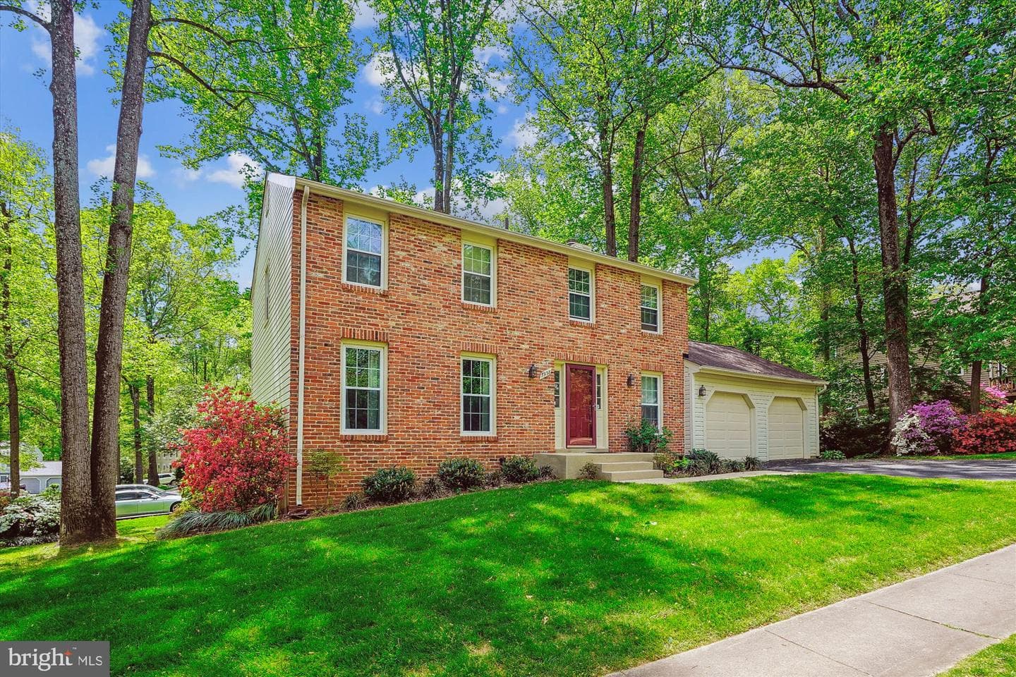 5938 New England Woods Drive photo 1