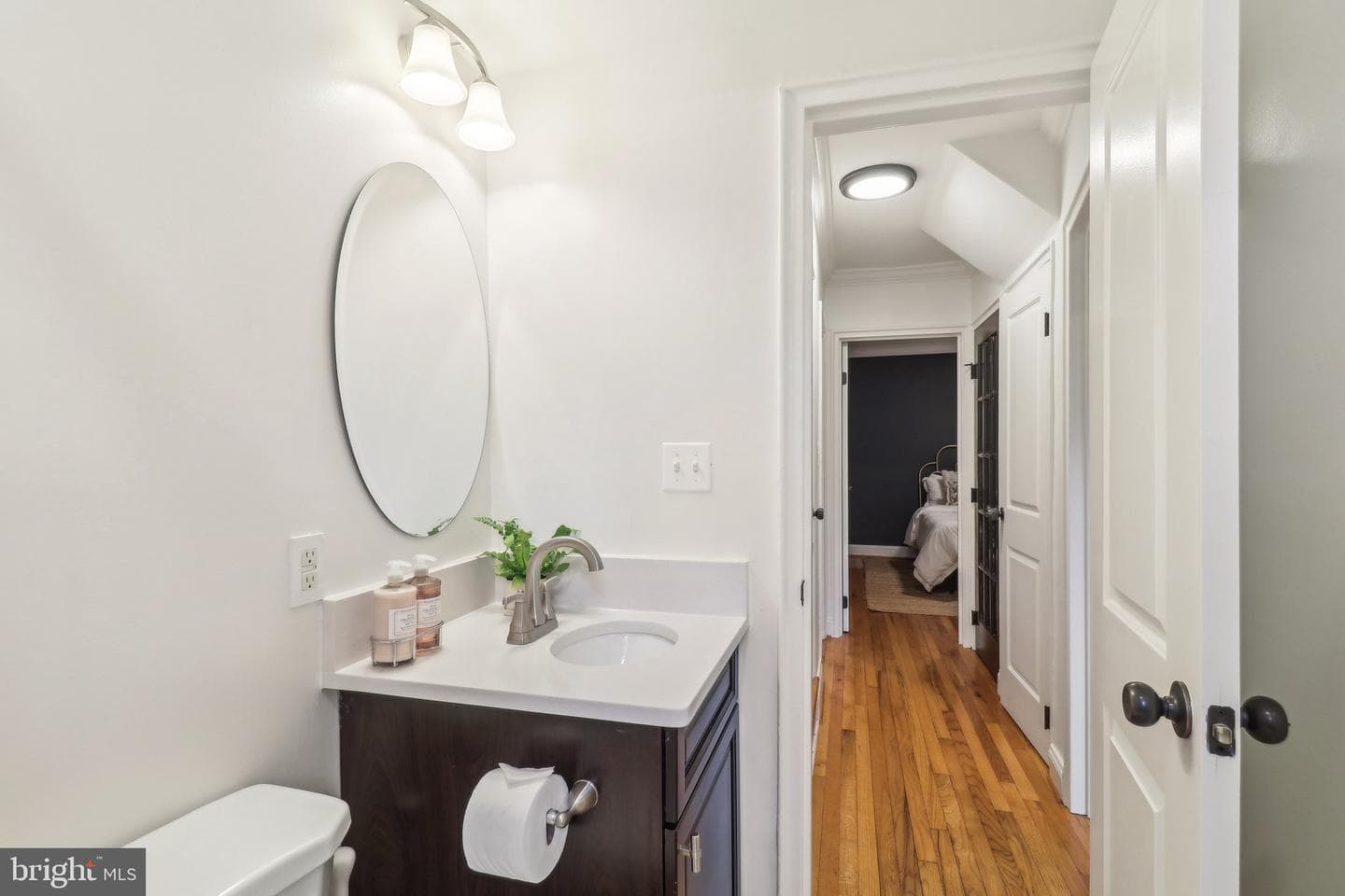 7137 Oakland Avenue photo 31