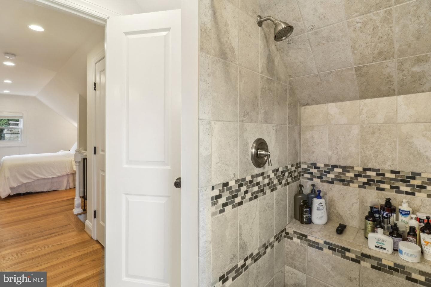 7137 Oakland Avenue photo 46