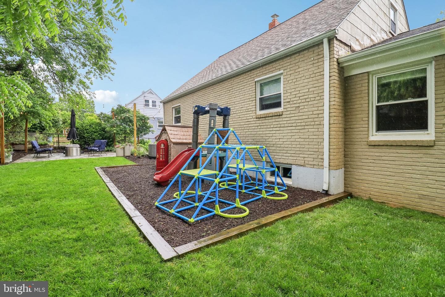 7137 Oakland Avenue photo 57