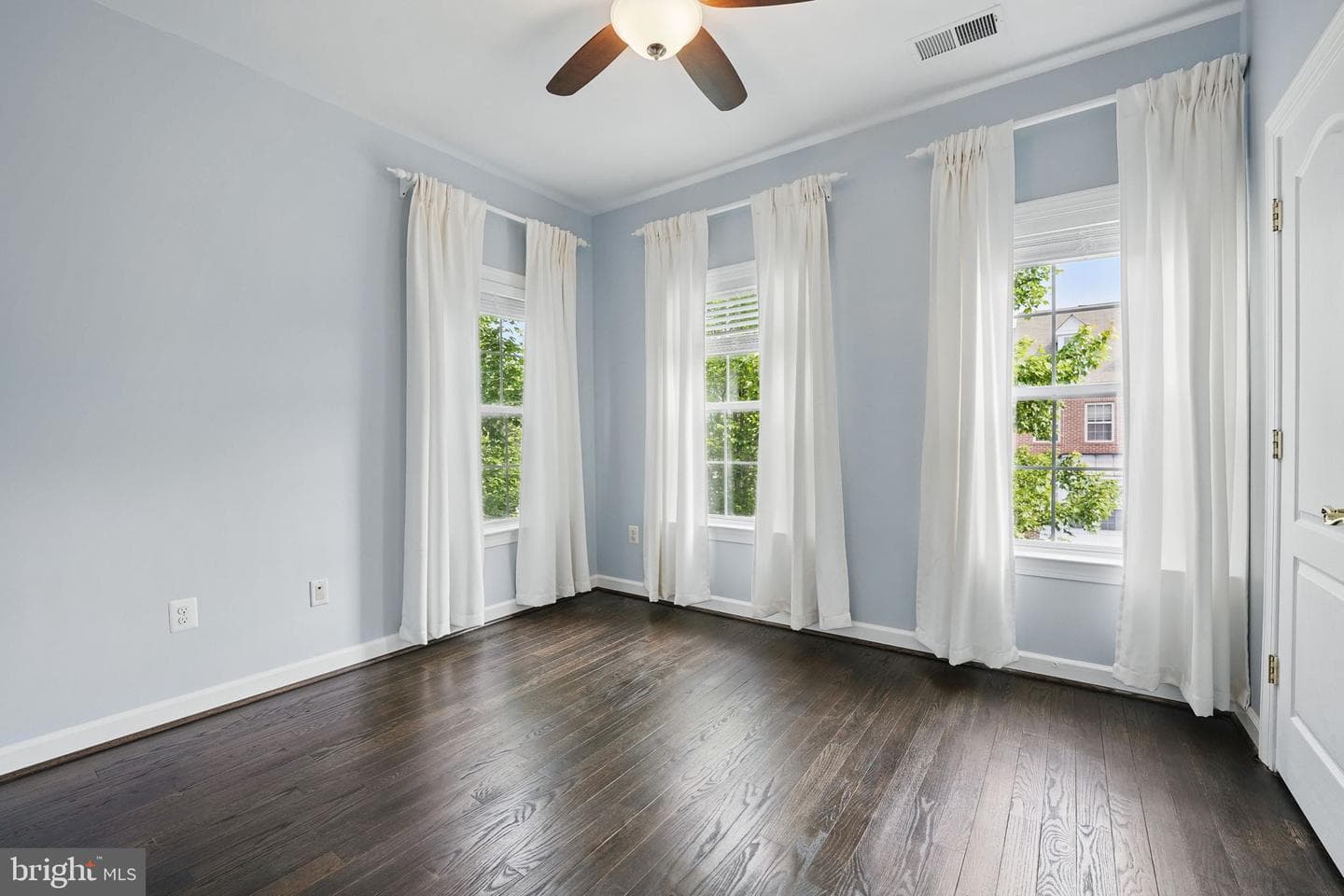 8859 Modano Place photo 37