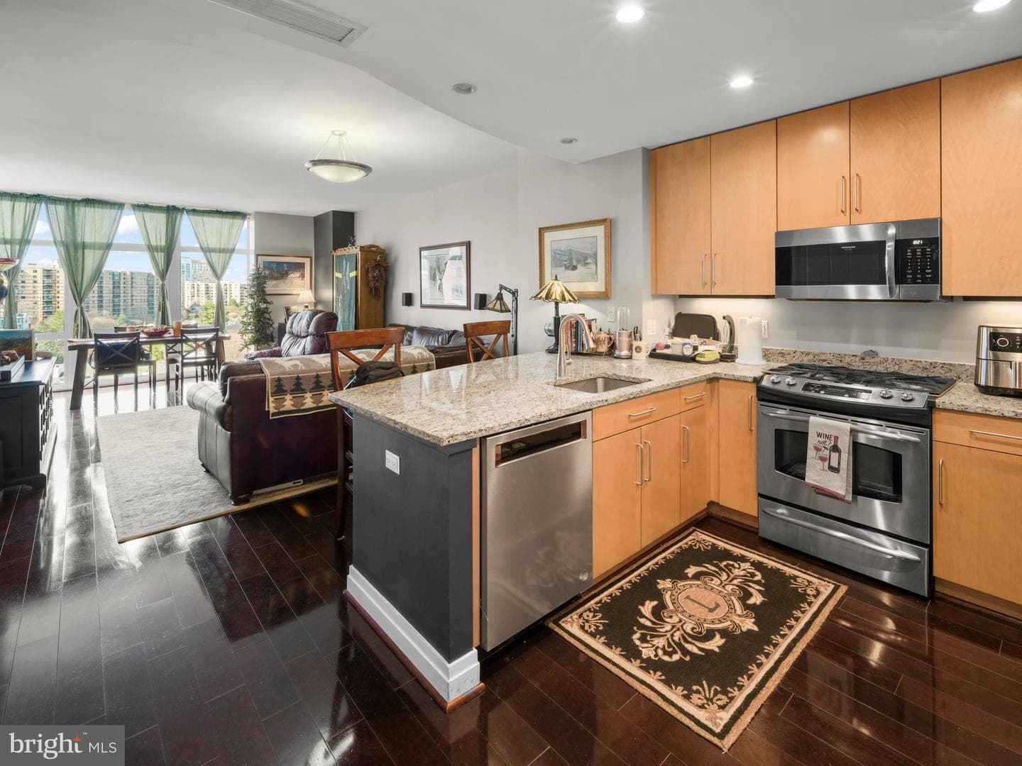 8220 Crestwood Heights Drive #1406 photo 6