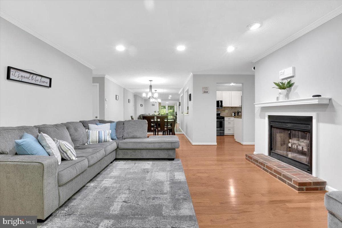 10096 Oakton Terrace Road #10096 photo 12