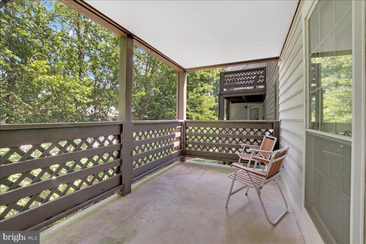10096 Oakton Terrace Road #10096 photo 14