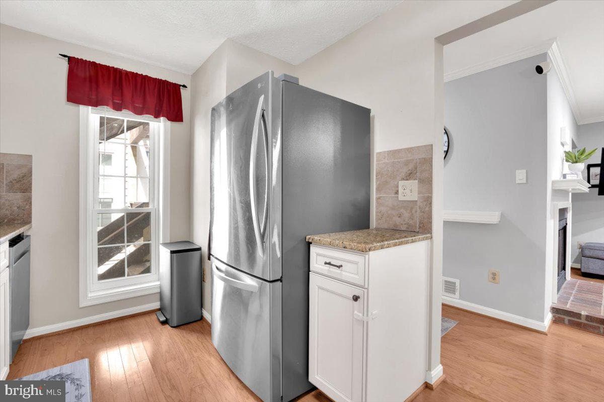 10096 Oakton Terrace Road #10096 photo 8