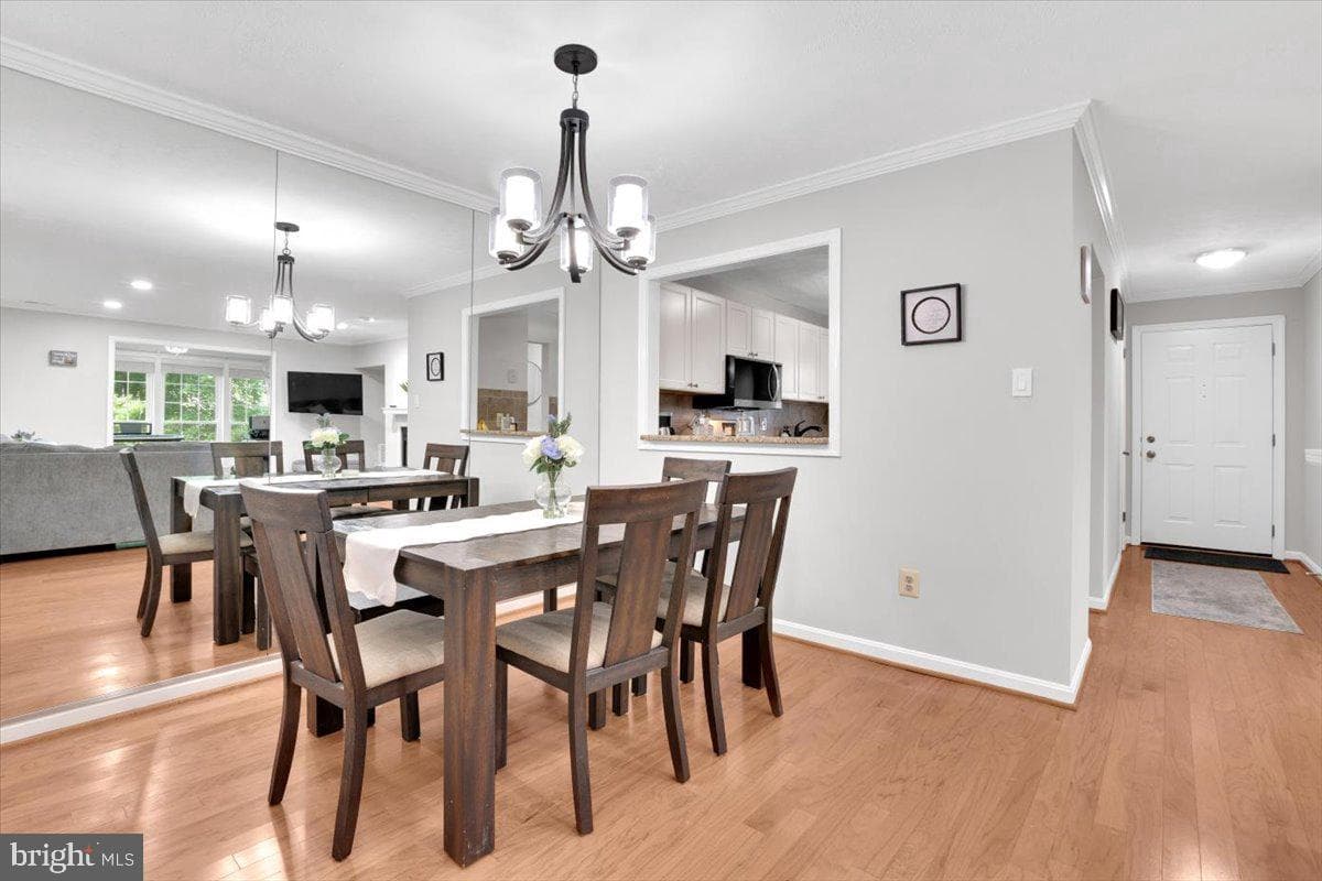 10096 Oakton Terrace Road #10096 photo 9