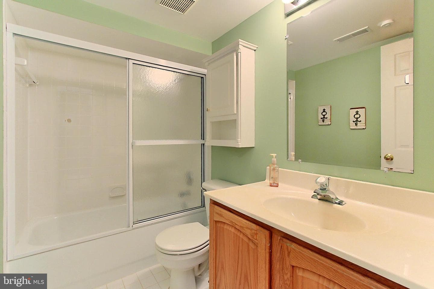 15420 Cedarhurst Court photo 33
