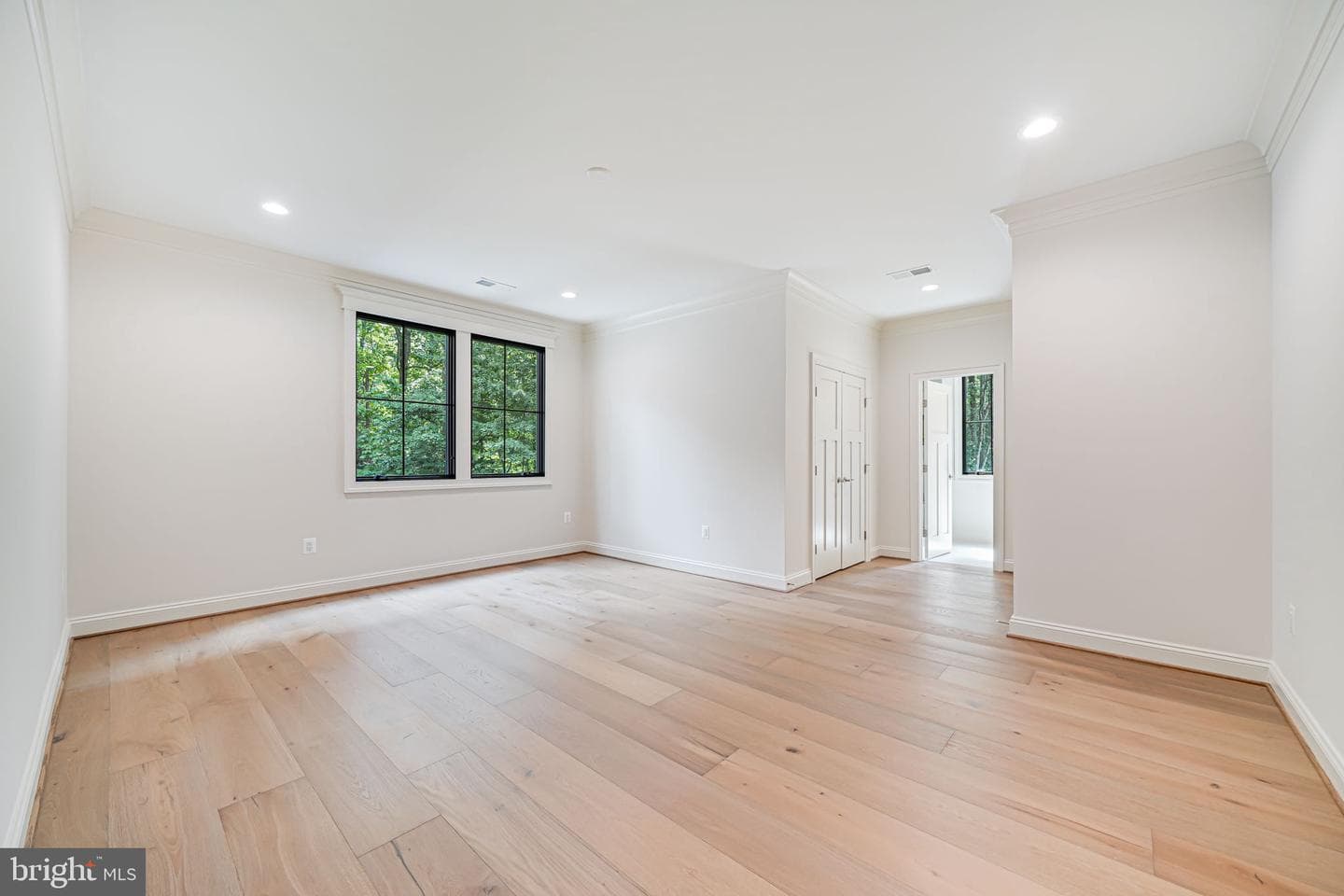 2210 Trott Avenue photo 34