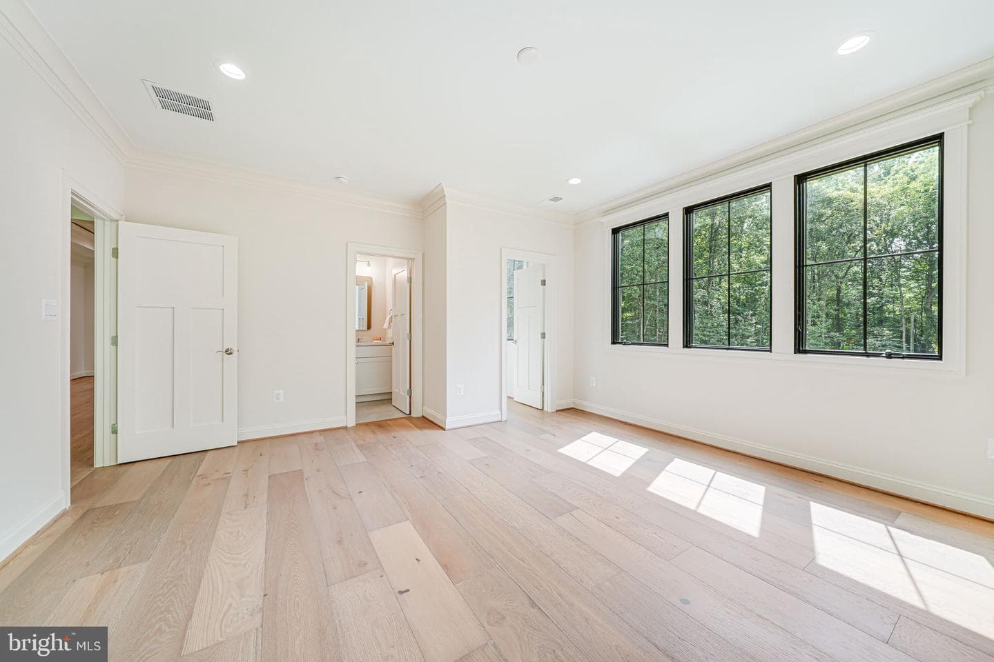 2210 Trott Avenue photo 36