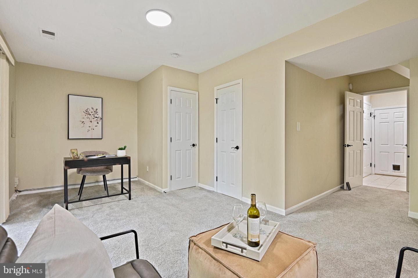 1205 Bond Street photo 18