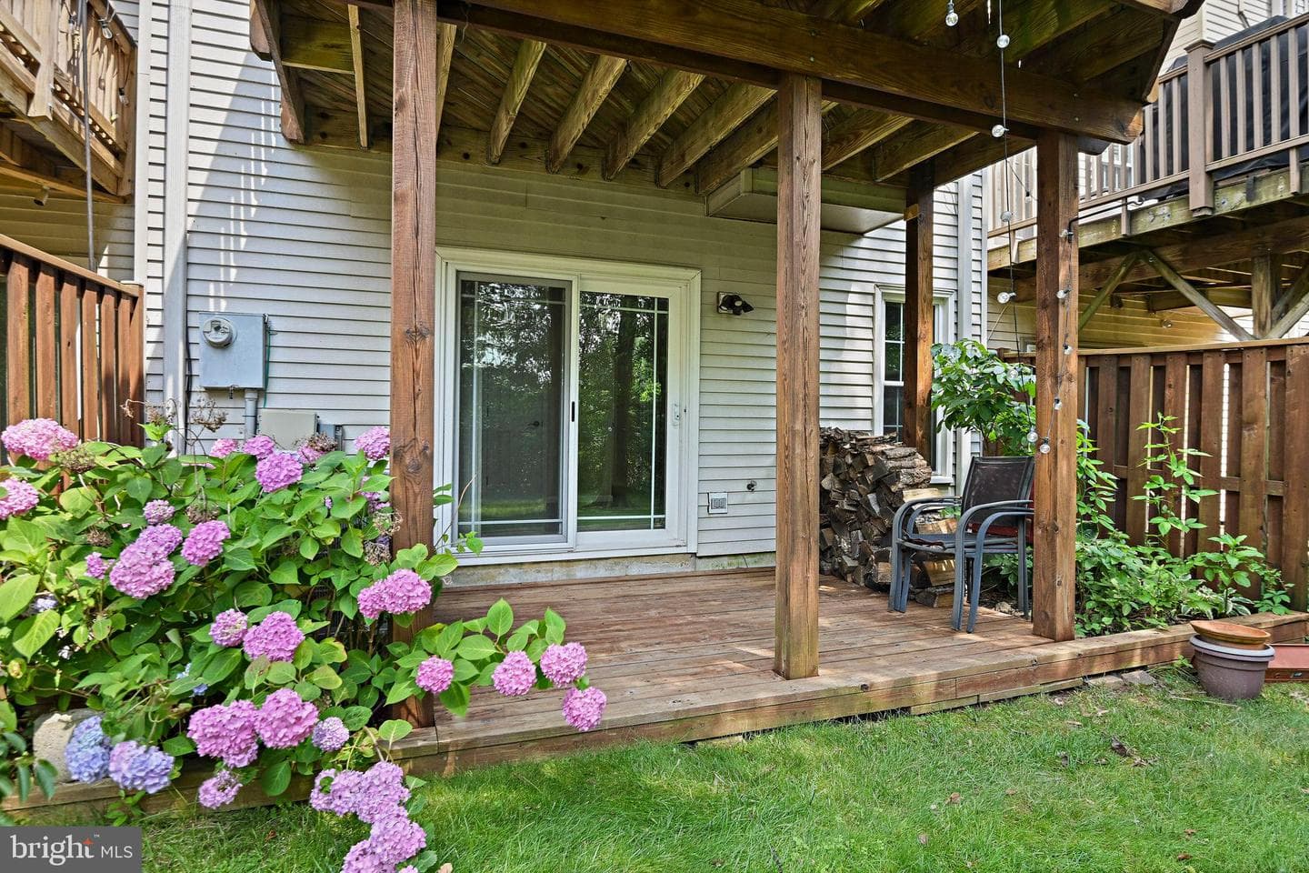 1205 Bond Street photo 33