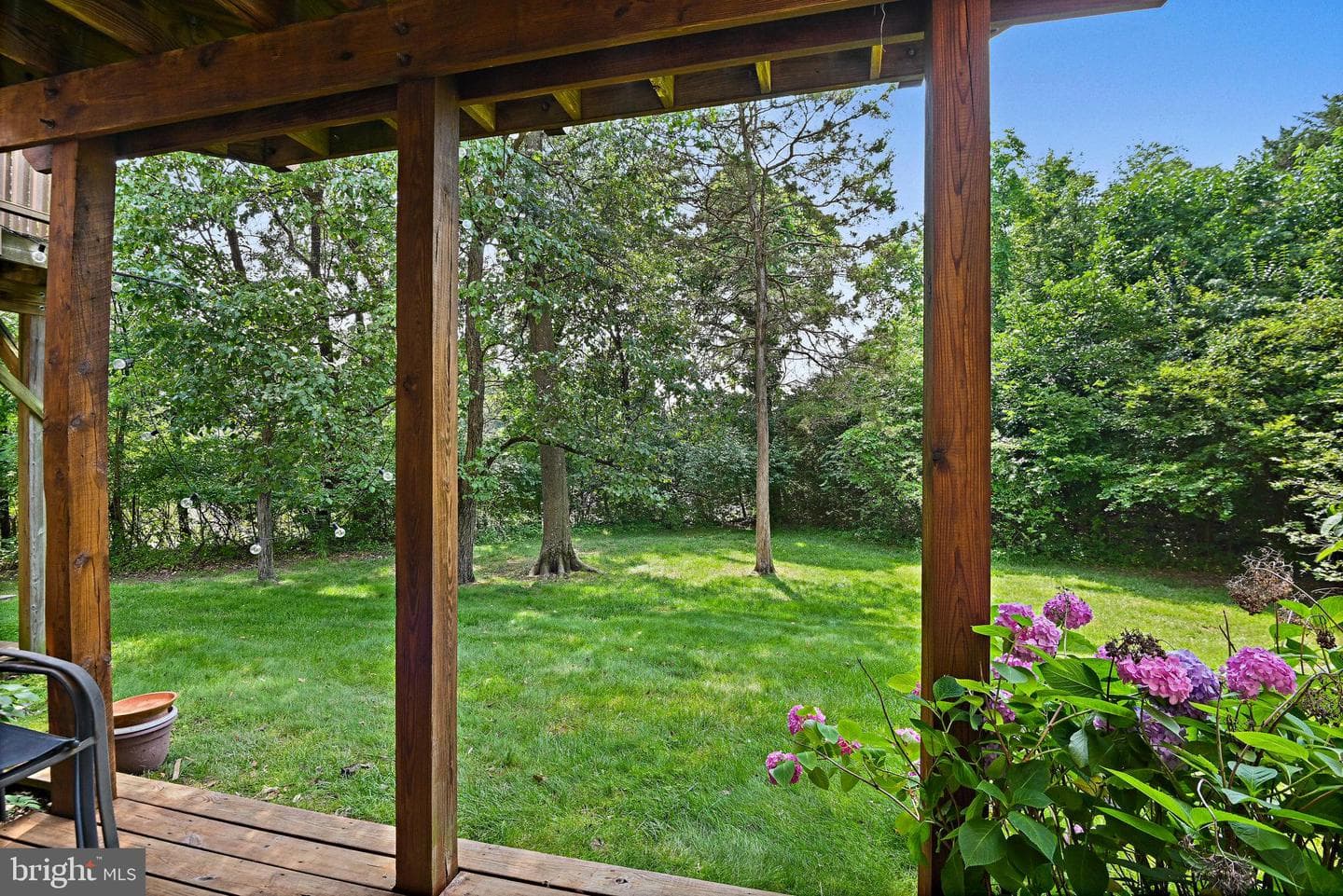 1205 Bond Street photo 34