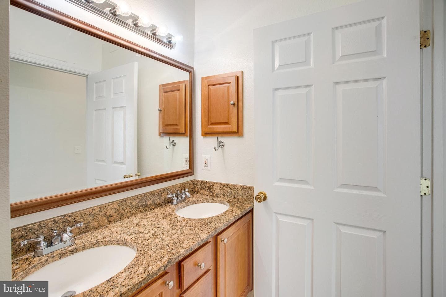 1530 Spring Gate Drive #9308 photo 27