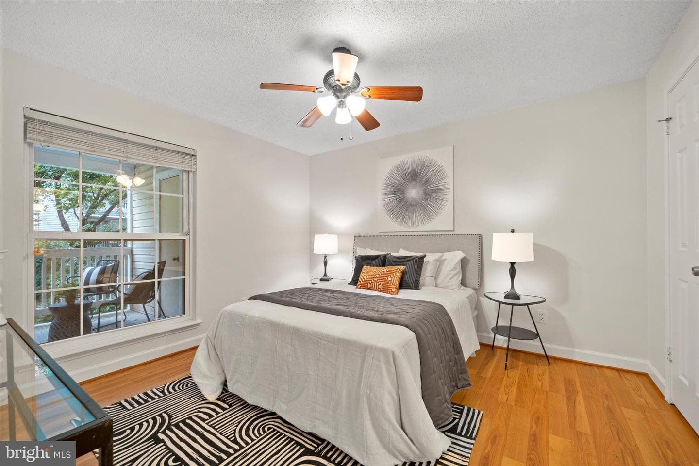 1525 Lincoln Way #203 photo 14