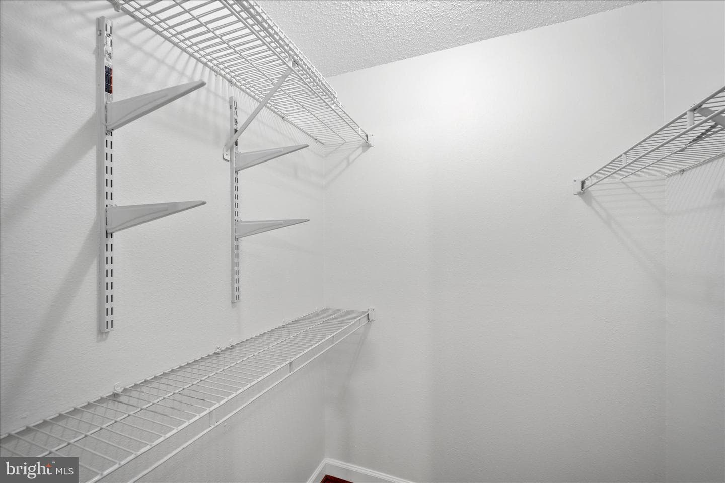 1525 Lincoln Way #203 photo 17