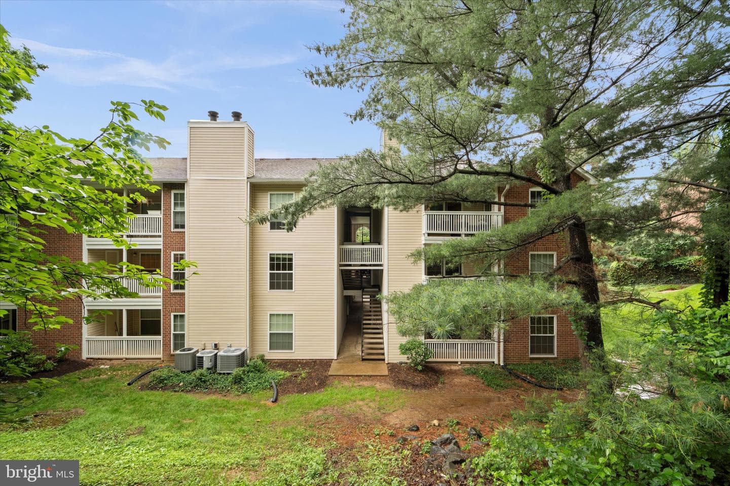 1525 Lincoln Way #203 photo 22