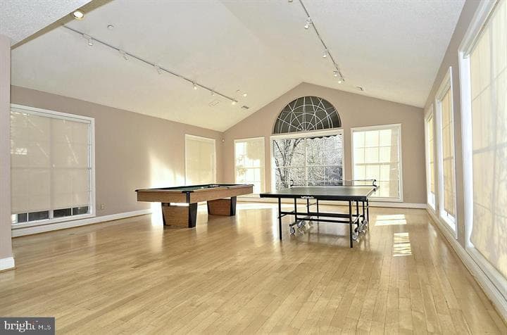 1525 Lincoln Way #203 photo 25