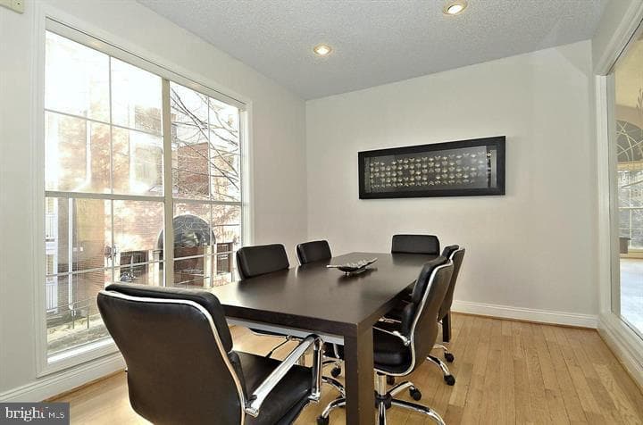 1525 Lincoln Way #203 photo 32