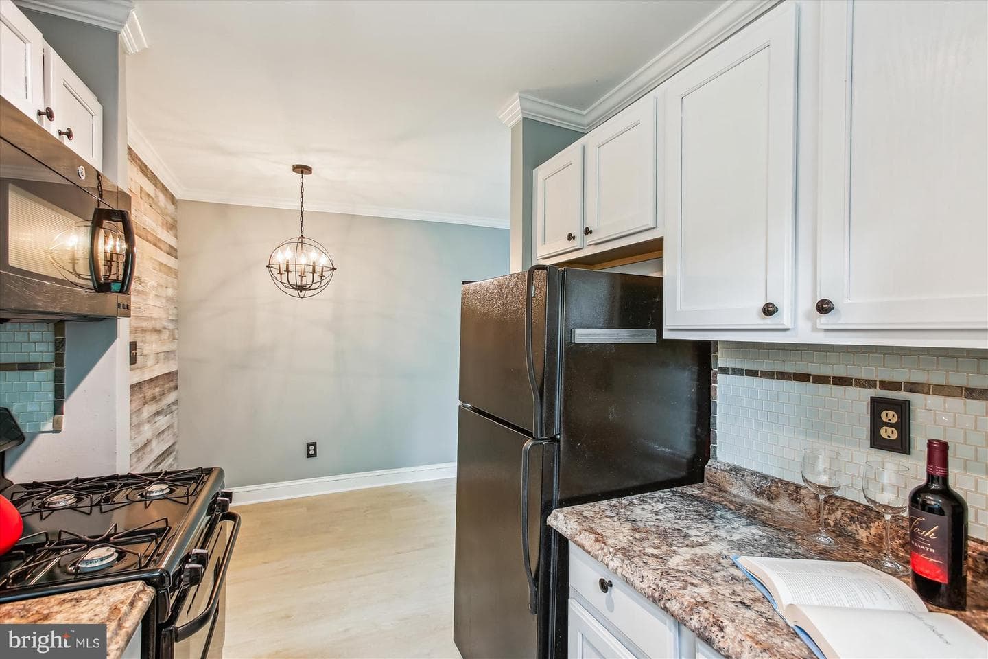 2237 Farrington Avenue #301 photo 14