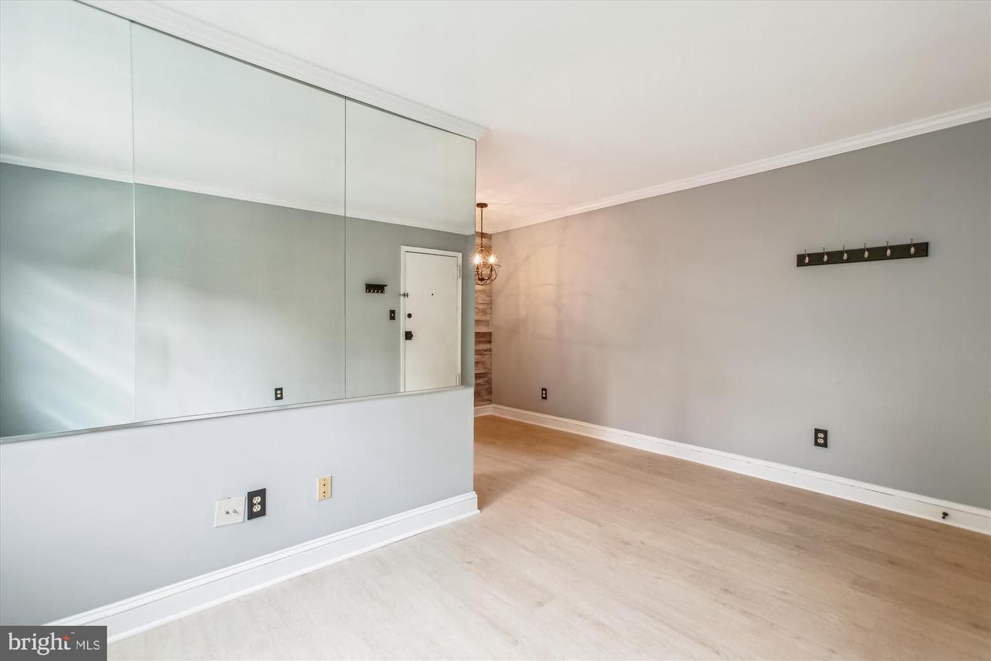 2237 Farrington Avenue #301 photo 4