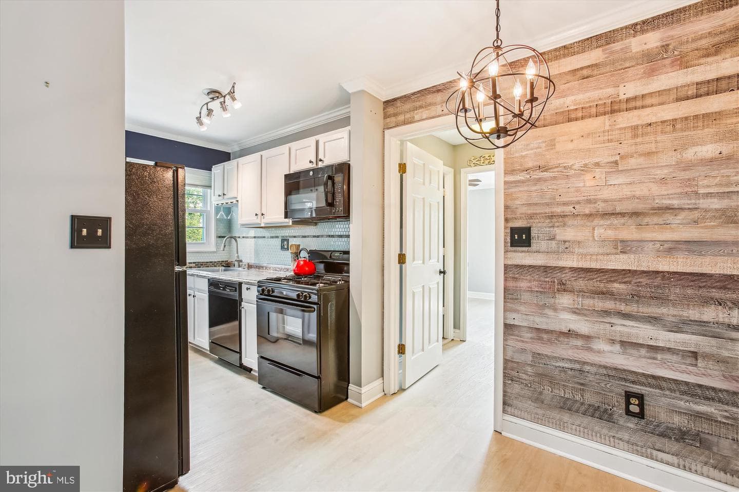 2237 Farrington Avenue #301 photo 8