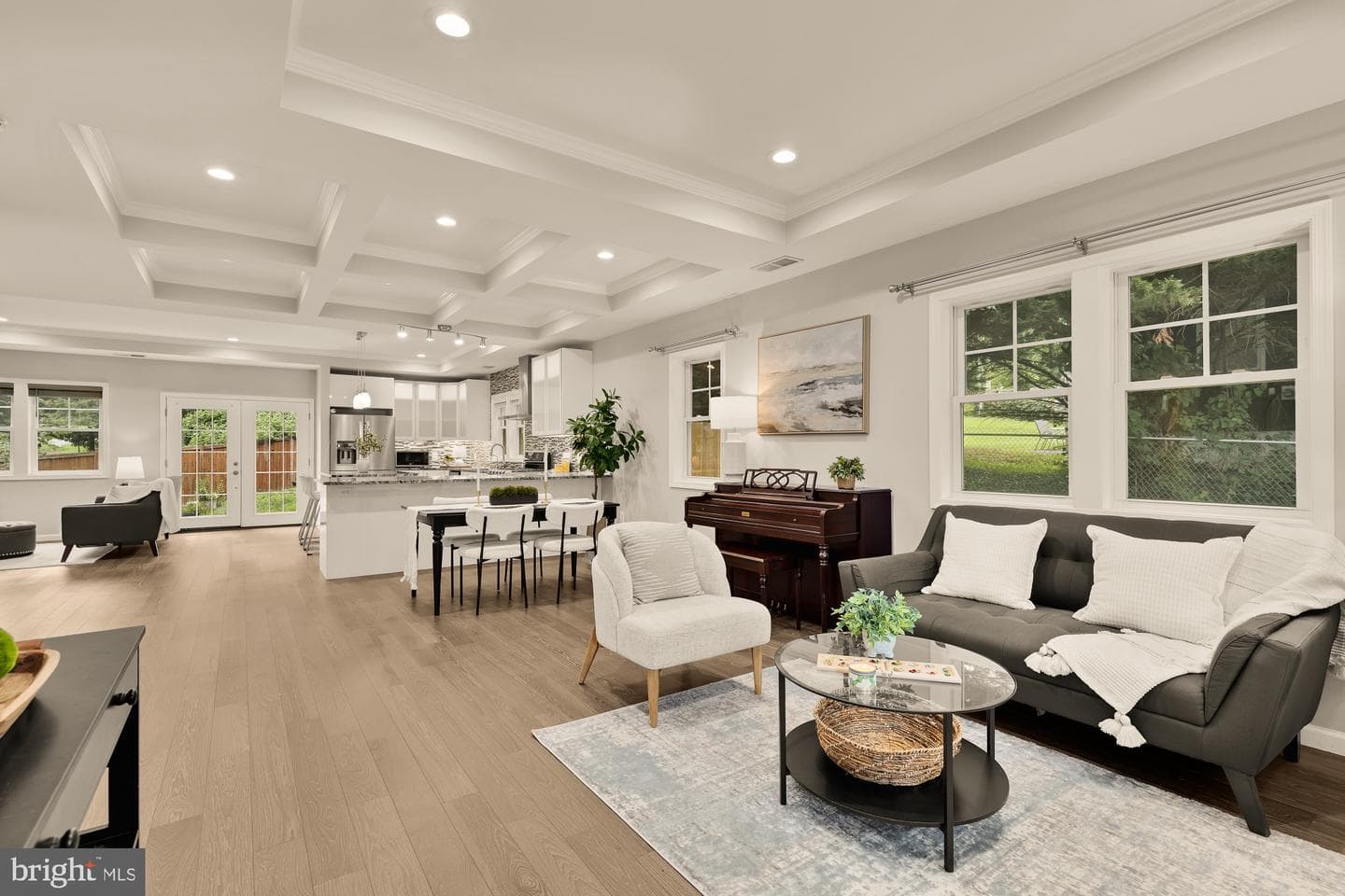 3124 Chepstow Lane