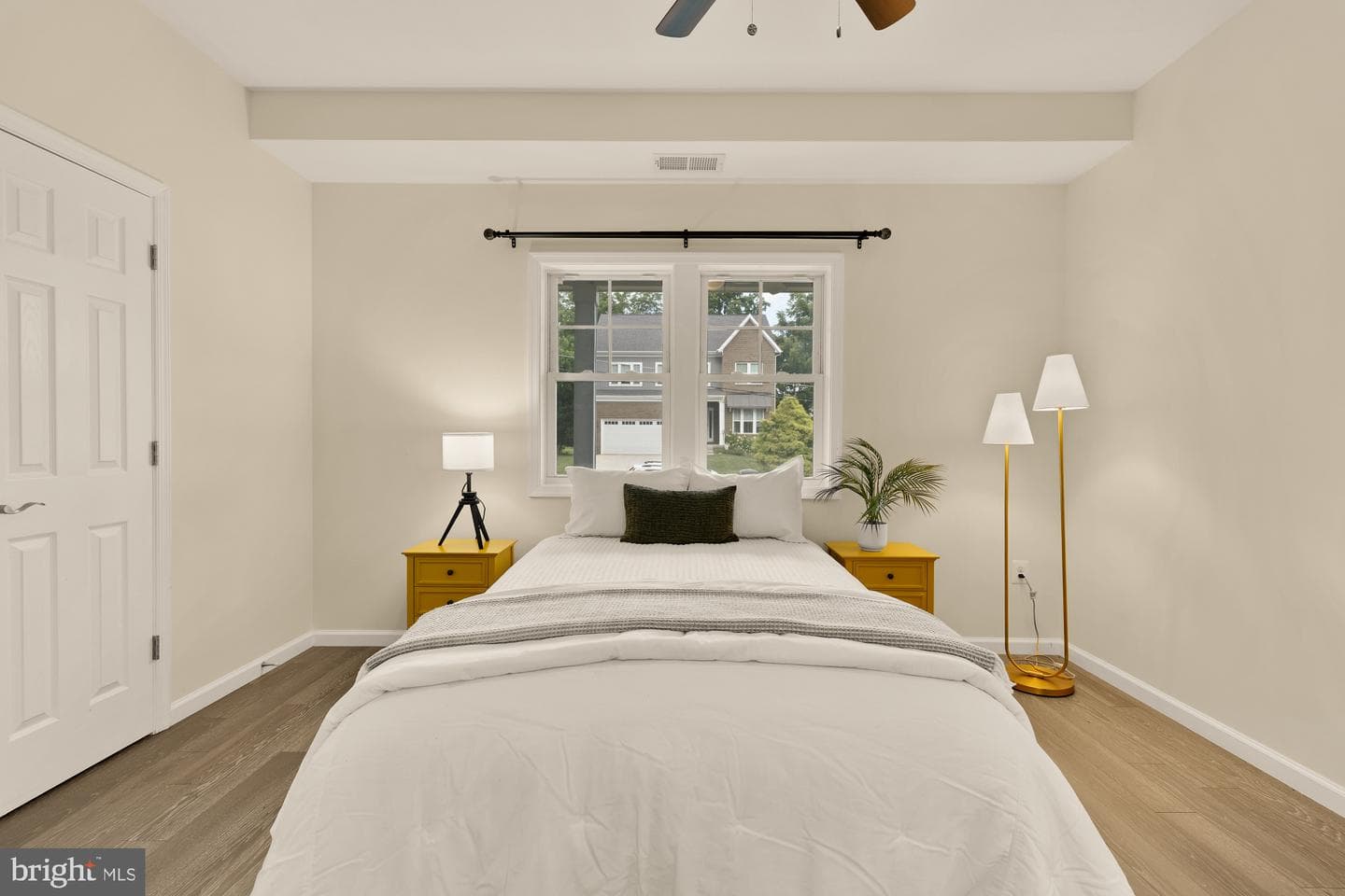 3124 Chepstow Lane photo 19