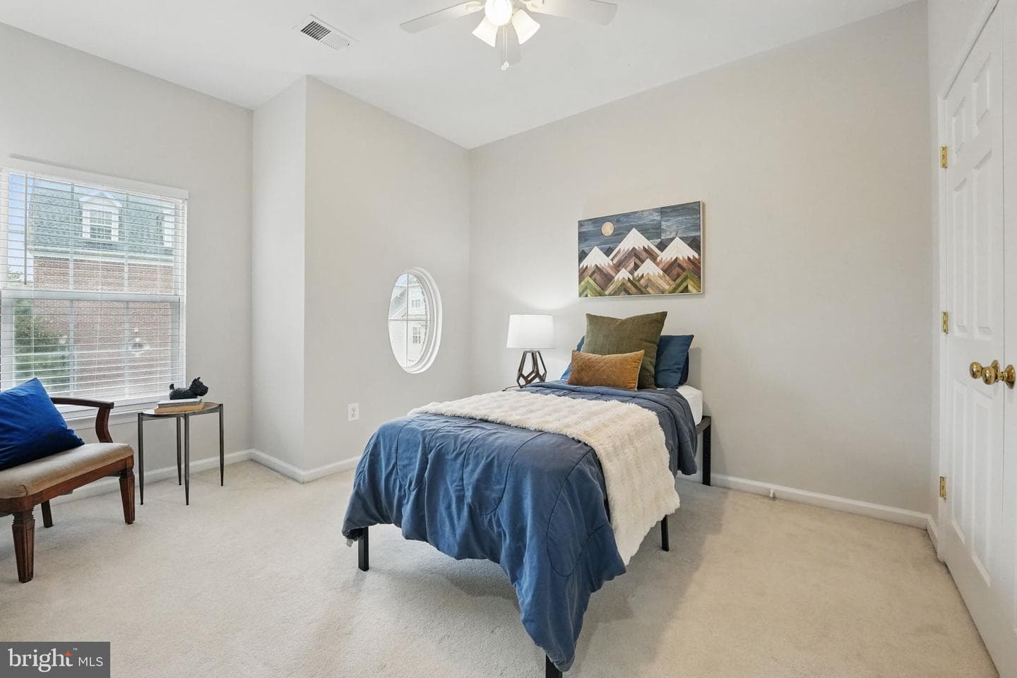 6454 Waterfield Road photo 28