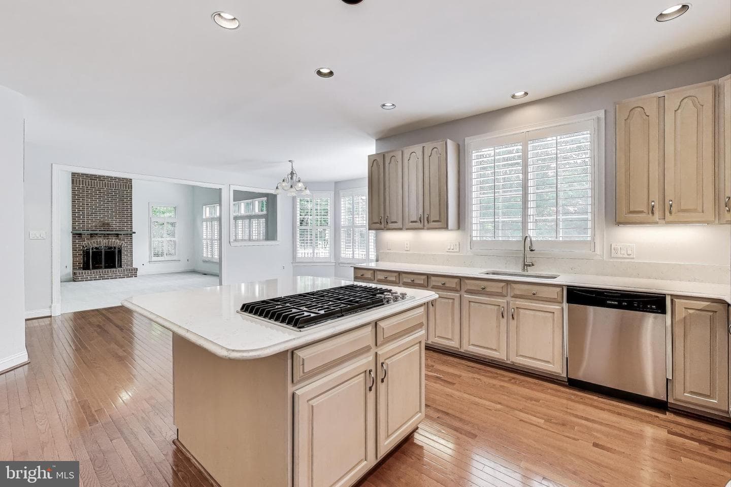 10106 Waterside Drive photo 6