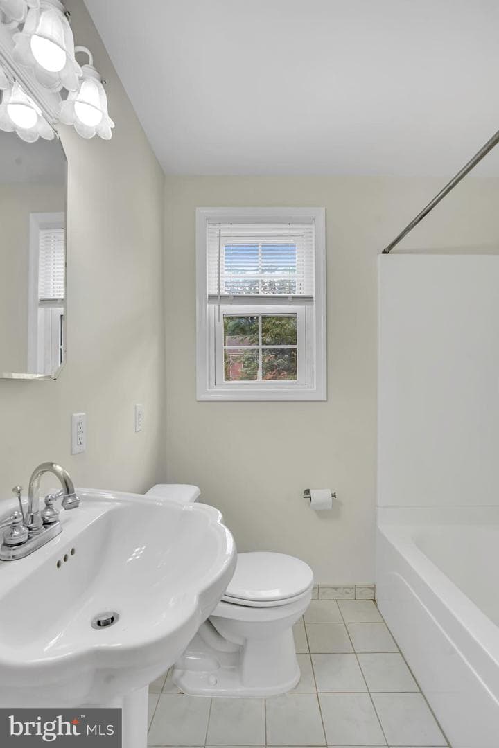 6517 Potomac Avenue #a2 photo 22