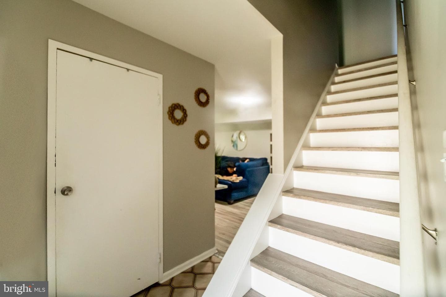 4548 Conwell Drive photo 3