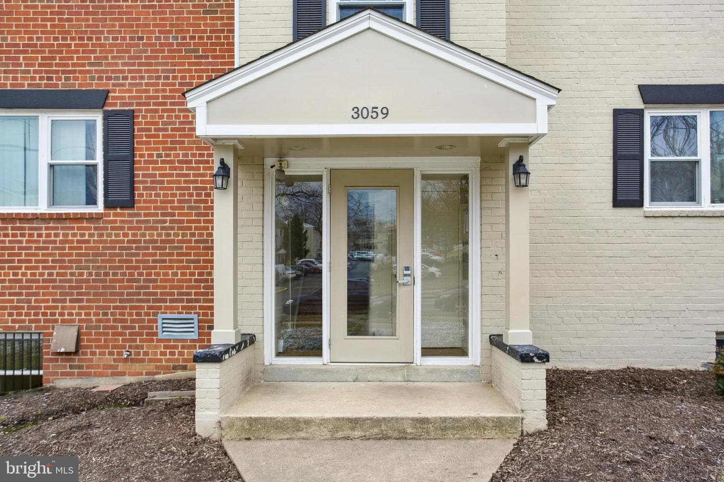 3059 Patrick Henry Drive #201 photo 1