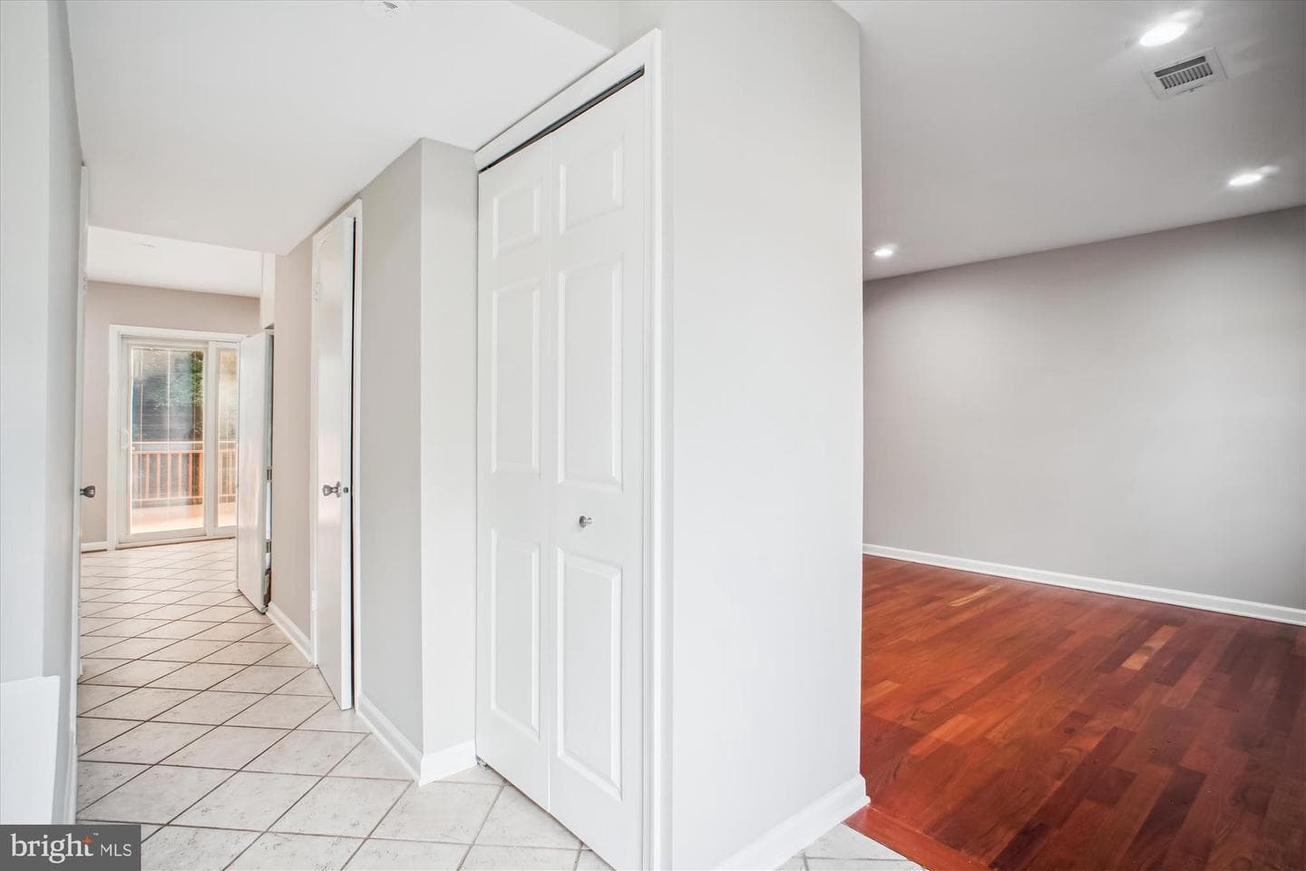 5527 Heston Court photo 12