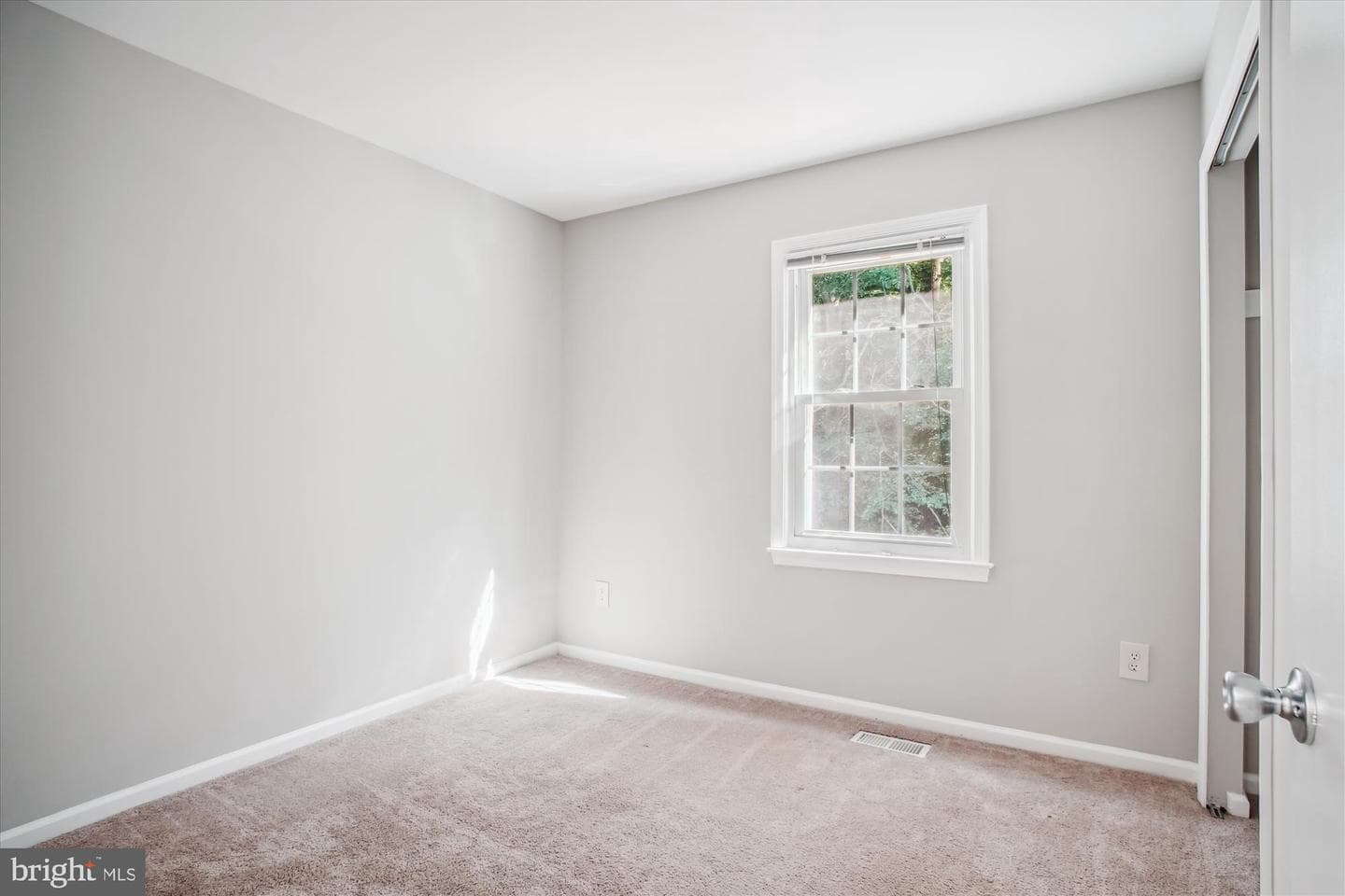 5527 Heston Court photo 25