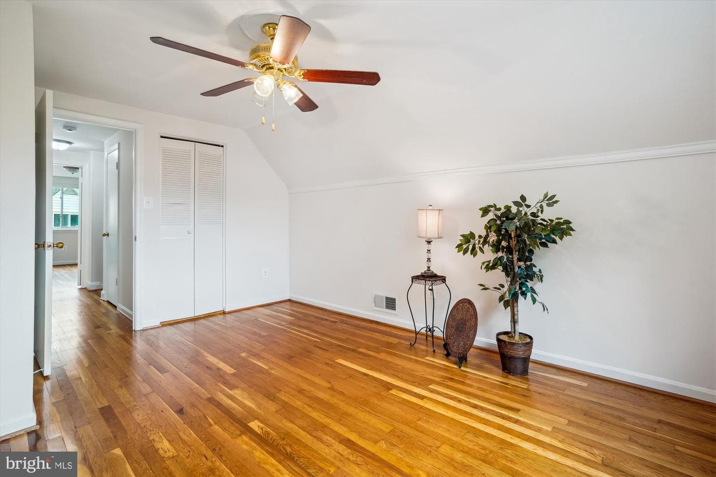 5420 Eastbourne Drive photo 31