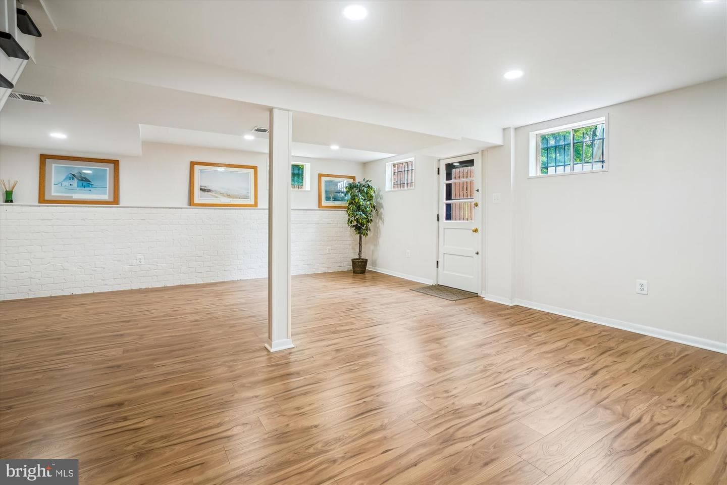 5420 Eastbourne Drive photo 37