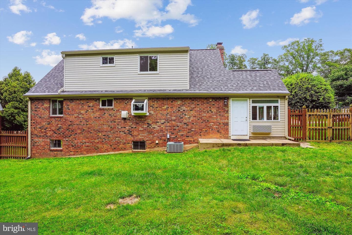 5420 Eastbourne Drive photo 46