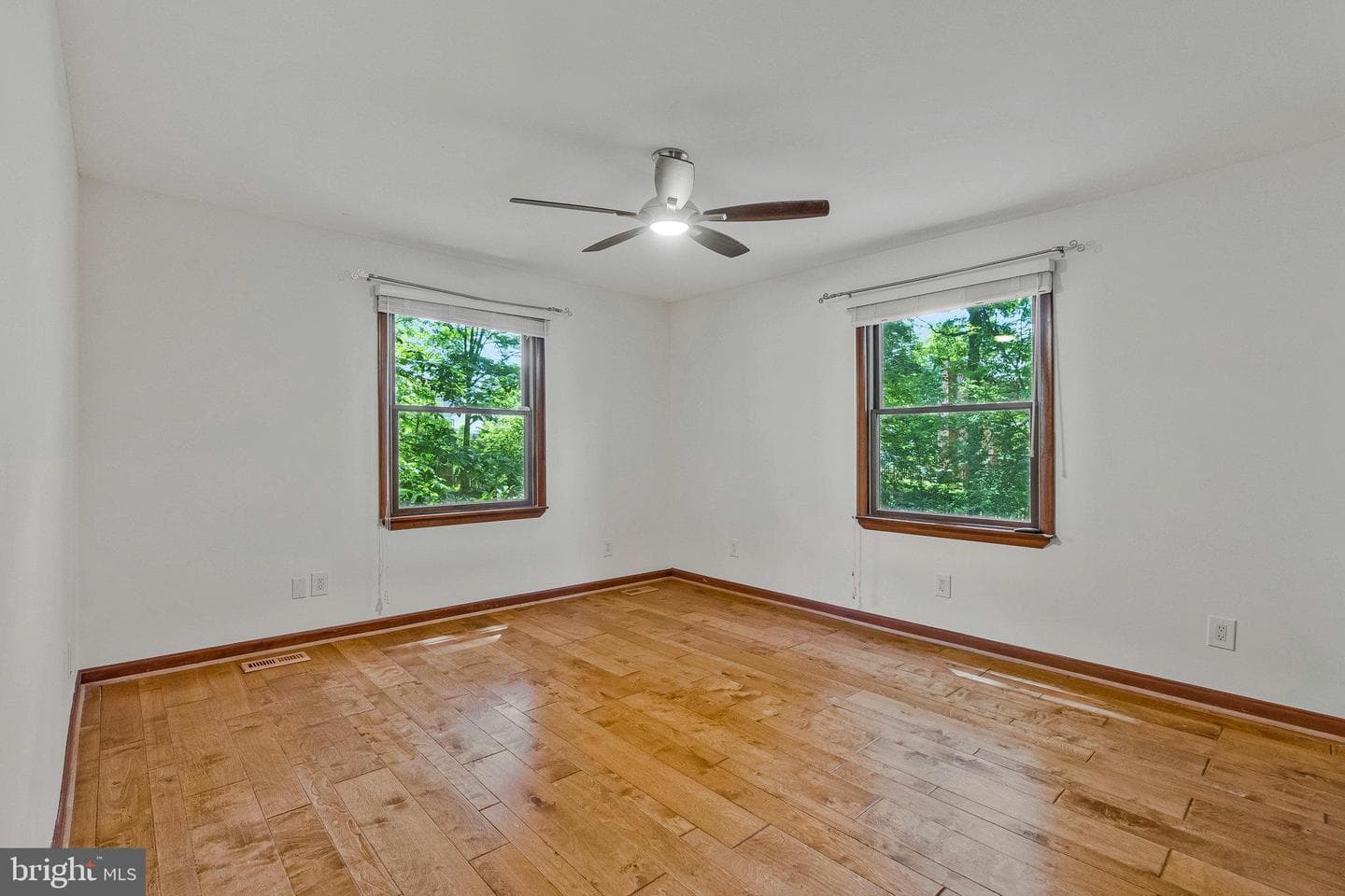 394 Park Street SE photo 24