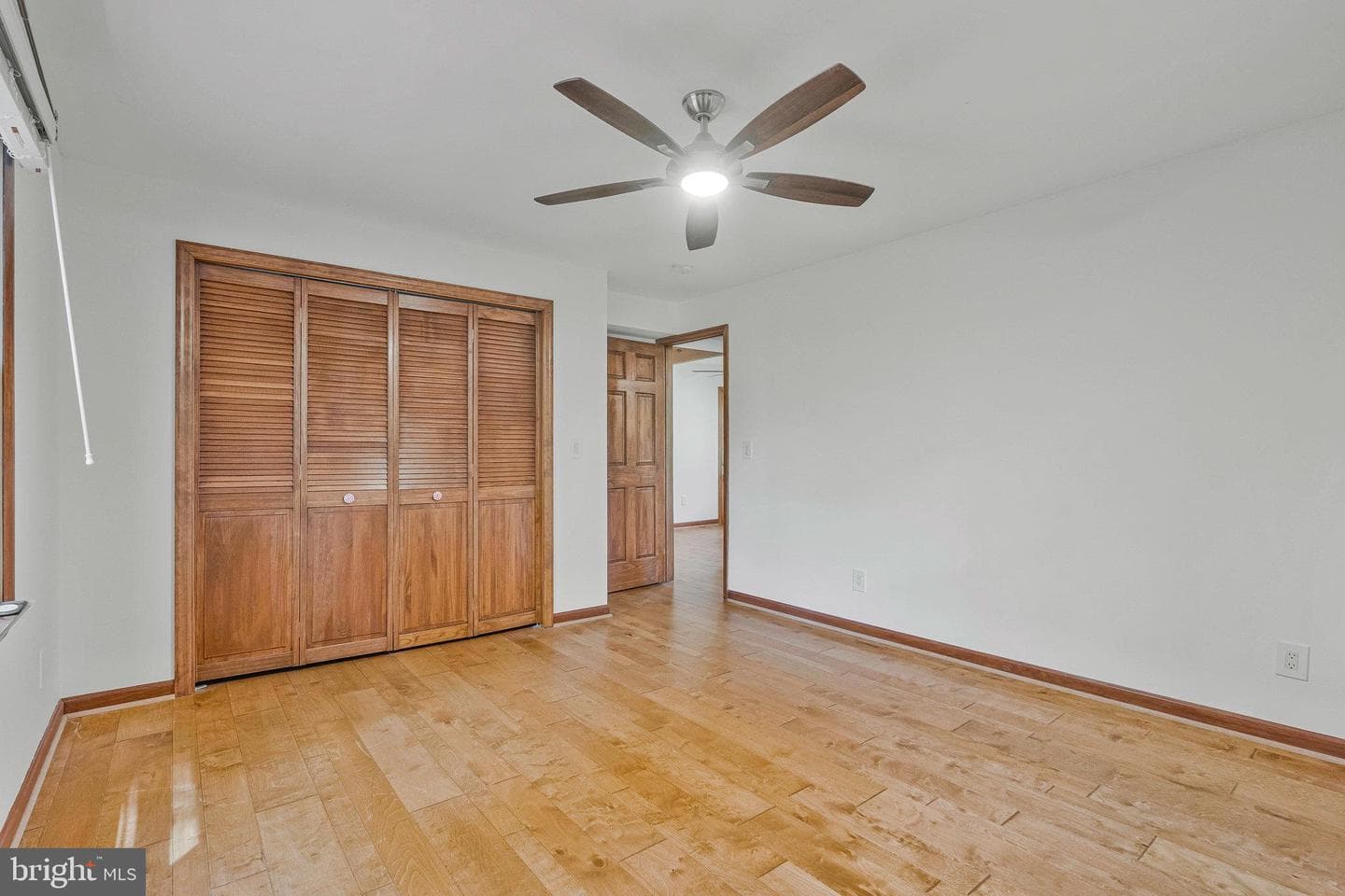 394 Park Street SE photo 25