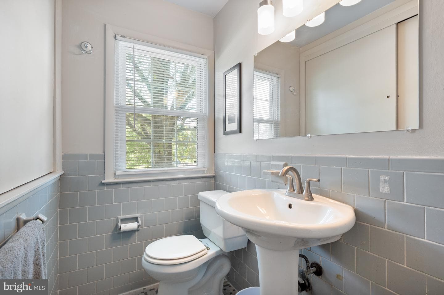 1106 Waynewood Boulevard photo 22
