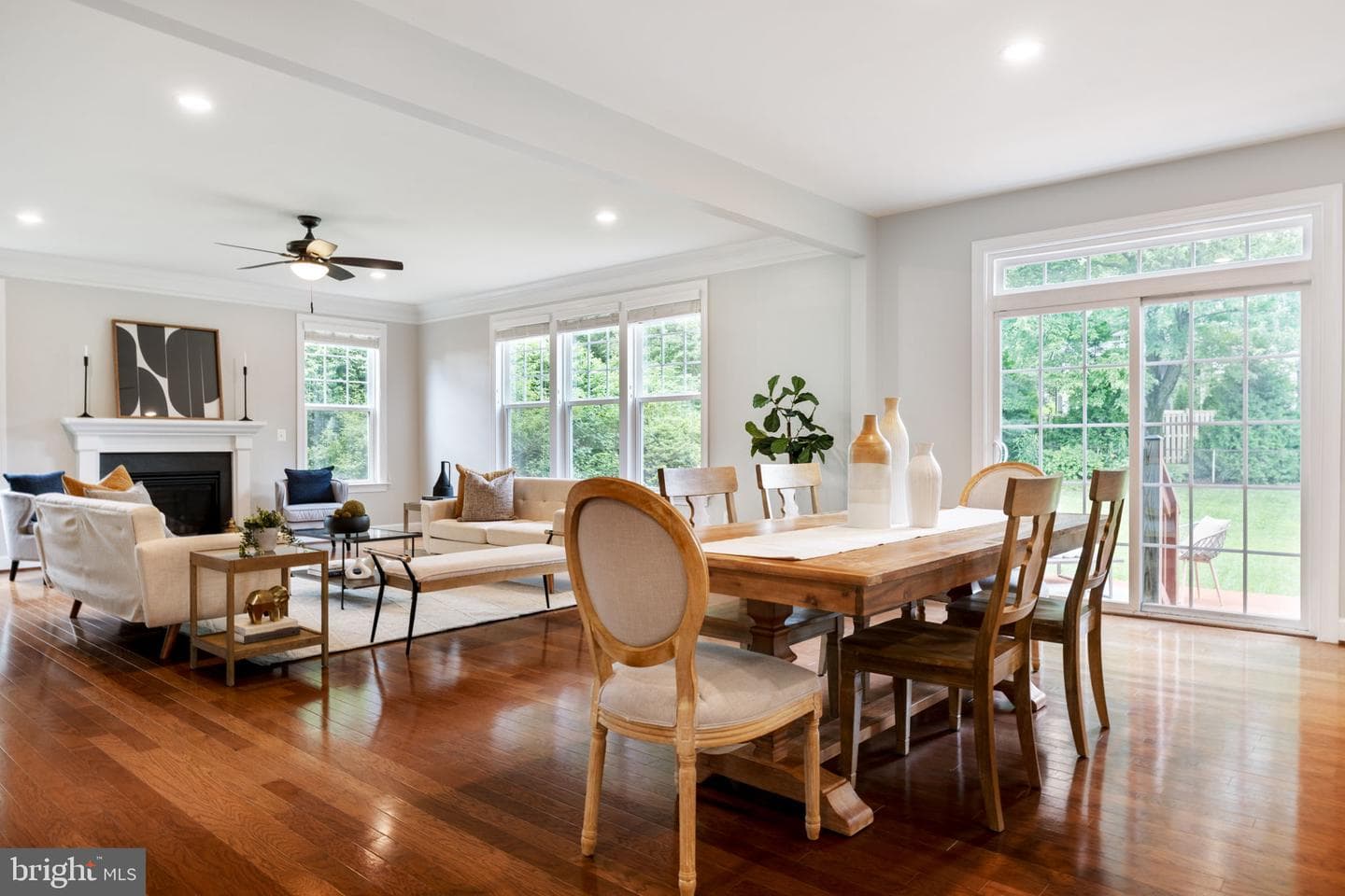 415 Yeonas Drive SW photo 12