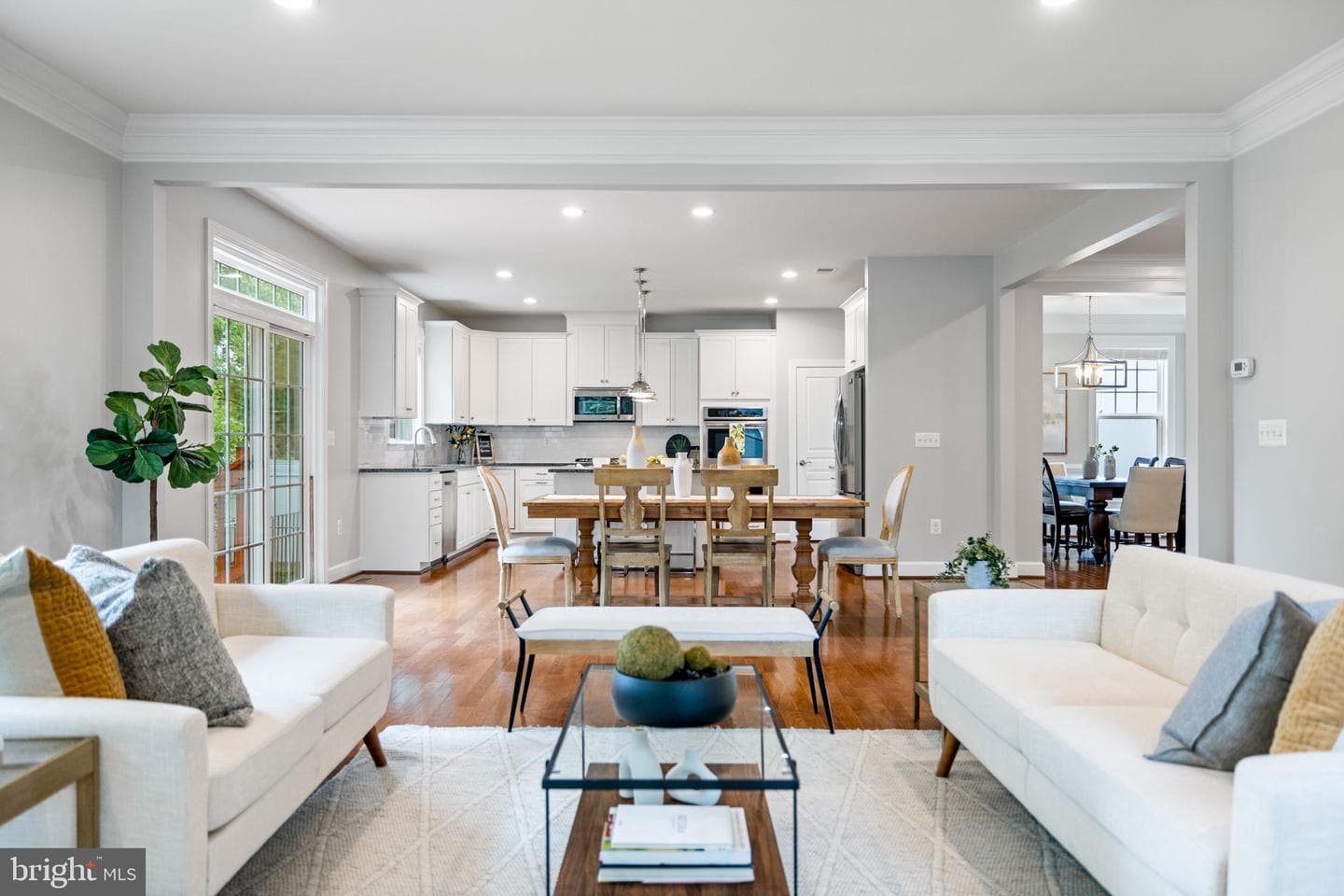 415 Yeonas Drive SW photo 17