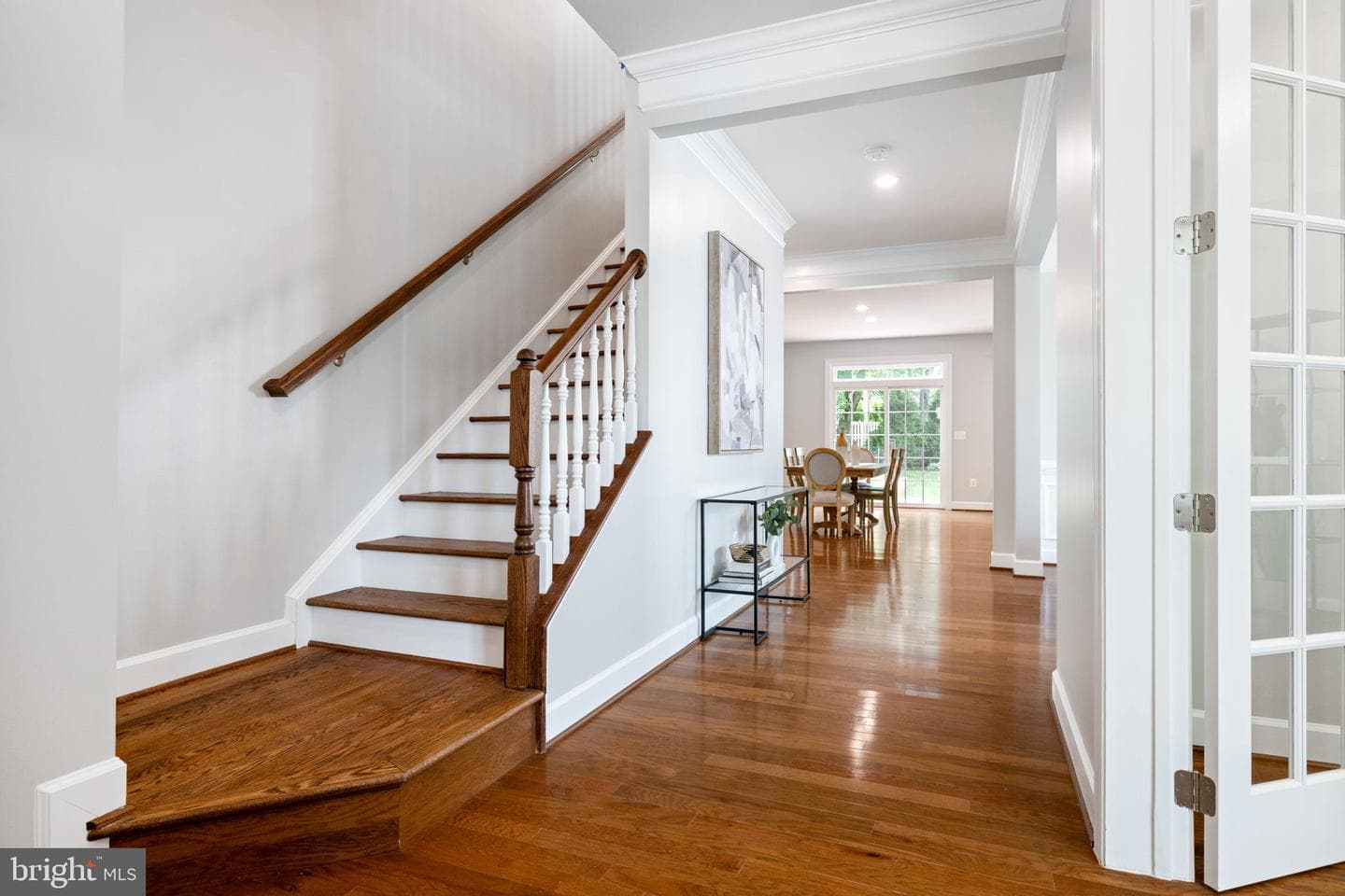 415 Yeonas Drive SW photo 2