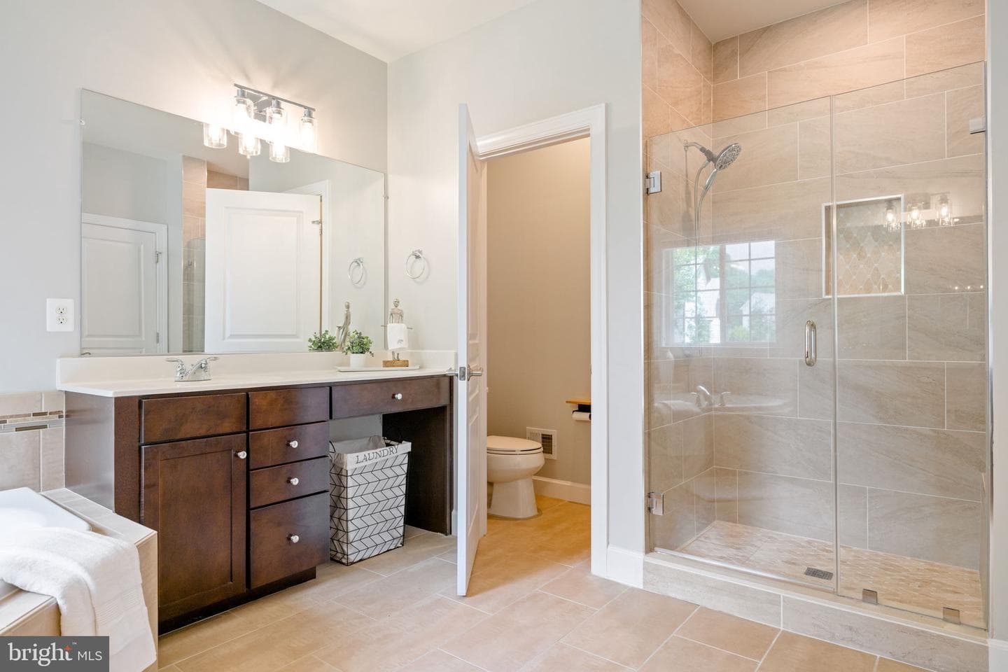 415 Yeonas Drive SW photo 30