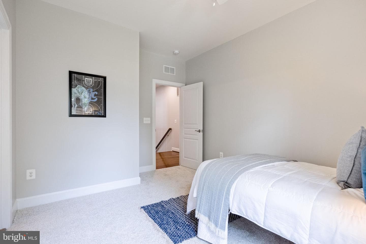 415 Yeonas Drive SW photo 34