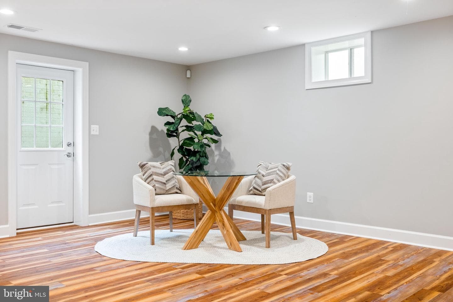 415 Yeonas Drive SW photo 48
