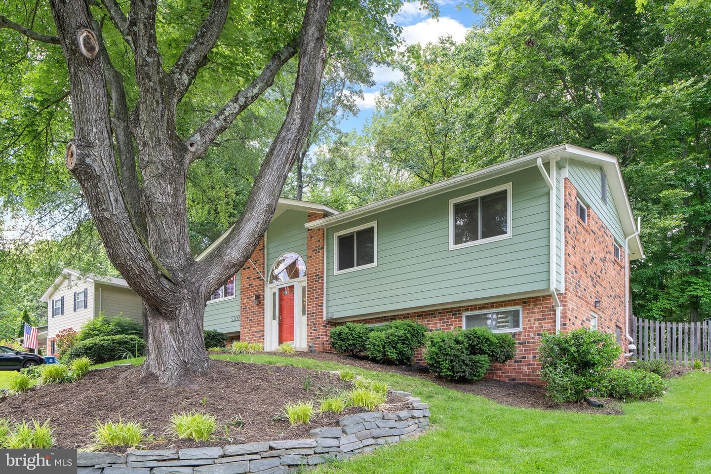 5209 Stonington Drive photo 3