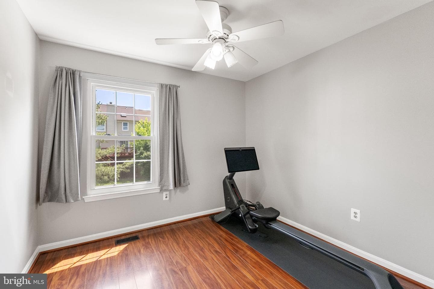 3945 Tallow Tree Place photo 23